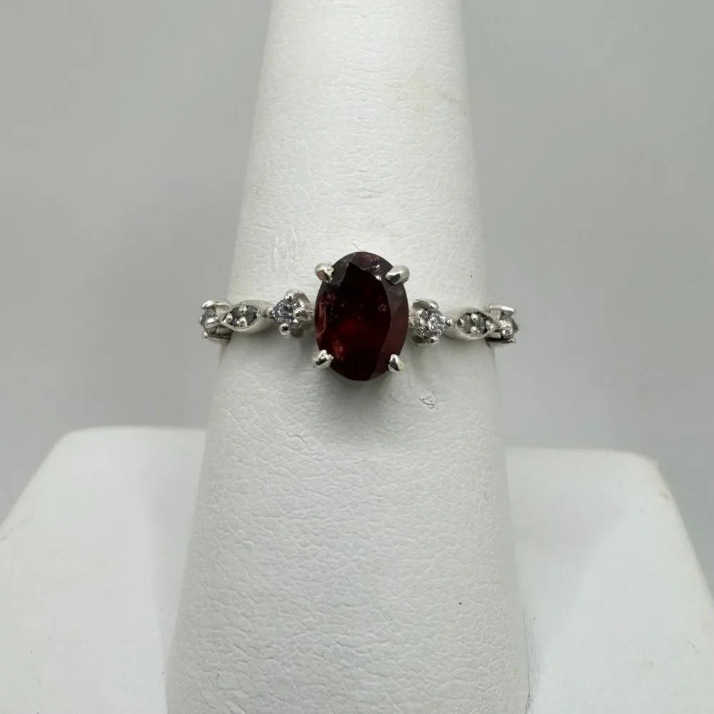 NWOT 5x7 oval cut Garnet w/ cz diamond accents in ornate 925‎ setting, ring!